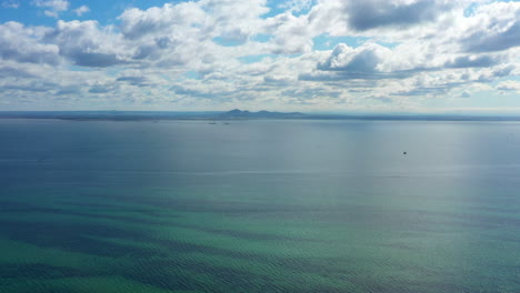 cordillera aérea you yangs, australia sobre la bahía de corio