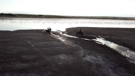 viaje en moto por el este de áfrica