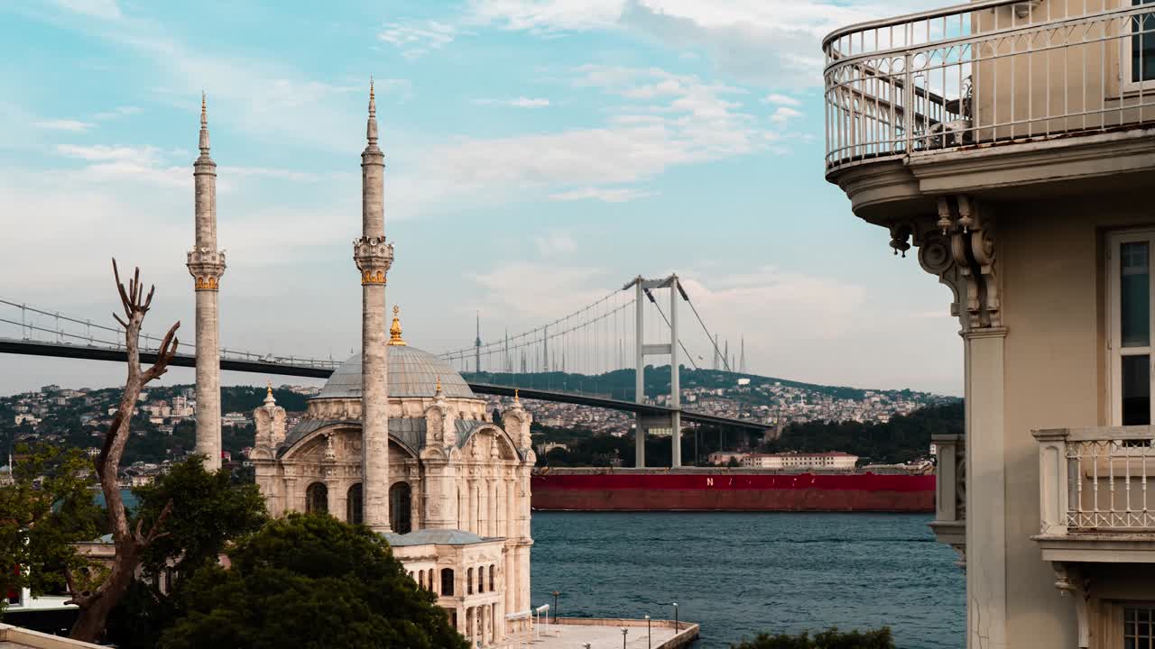 el lapso de tiempo de la mezquita de ortakoy