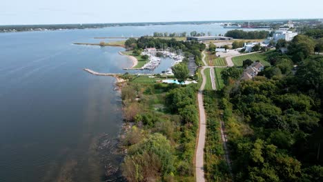 luxury marina in muskegon, mi next to the bike path along muskegon lake