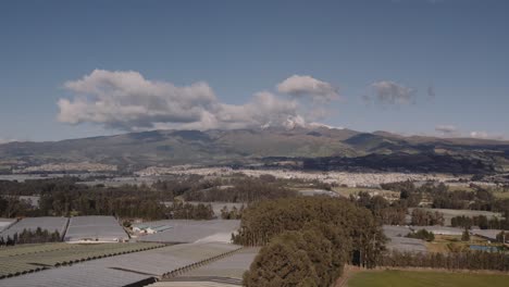 Cayambe-Berg-In-Der-Ecuadorianischen-Provinz-Pichincha