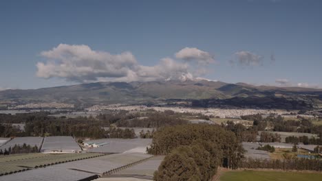 montaña cayambe en la provincia ecuatoriana de pichincha