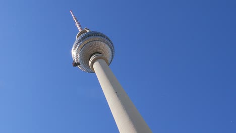 looking up at fernsehturm