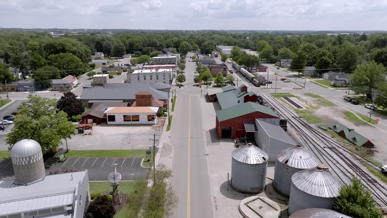 Downtown Howard City, Michigan with drone video moving in.