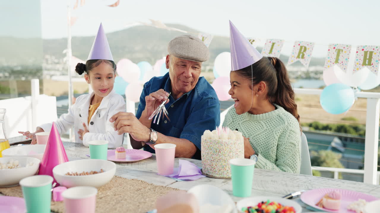 가족, 자녀 및 할아버지와 함께 생일