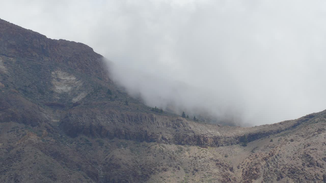 테이데 국립 공원, 테네리페 의 산 위 를 지나가는 구름 의 타임  ⁇ 스