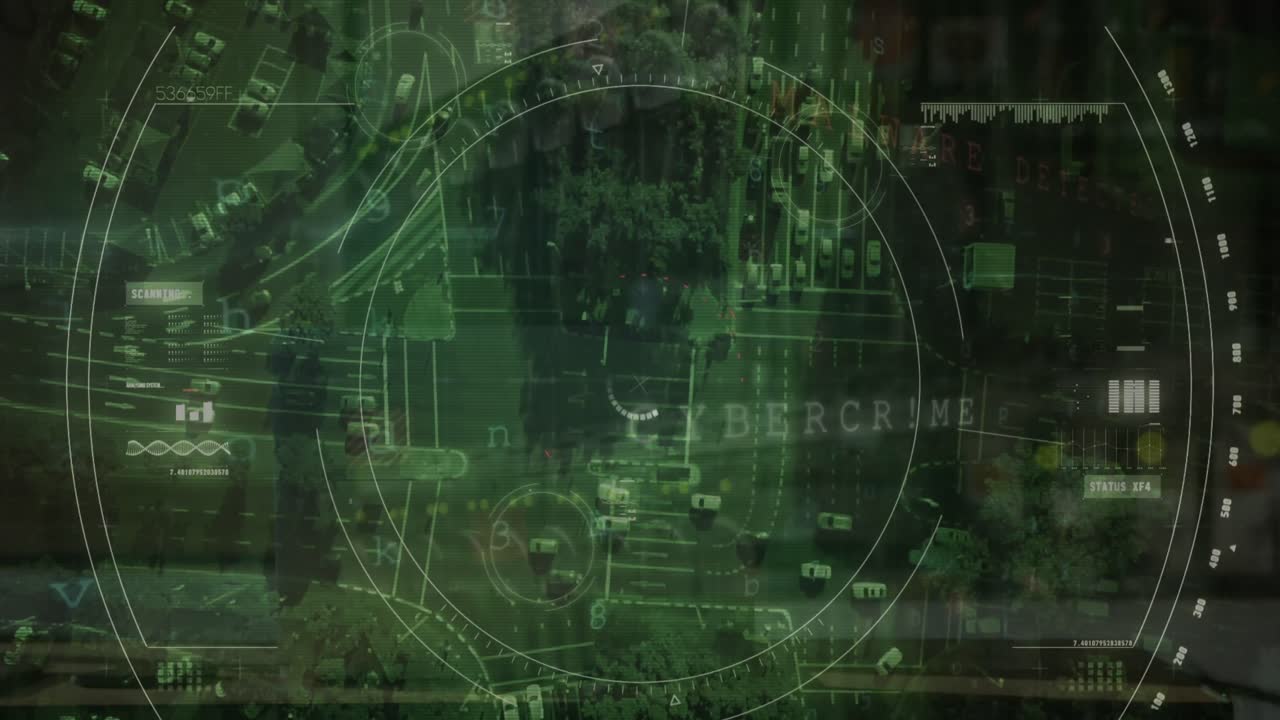 Animation af advarsel om cyberangreb og databehandling med scannende effekt over et bylandskab