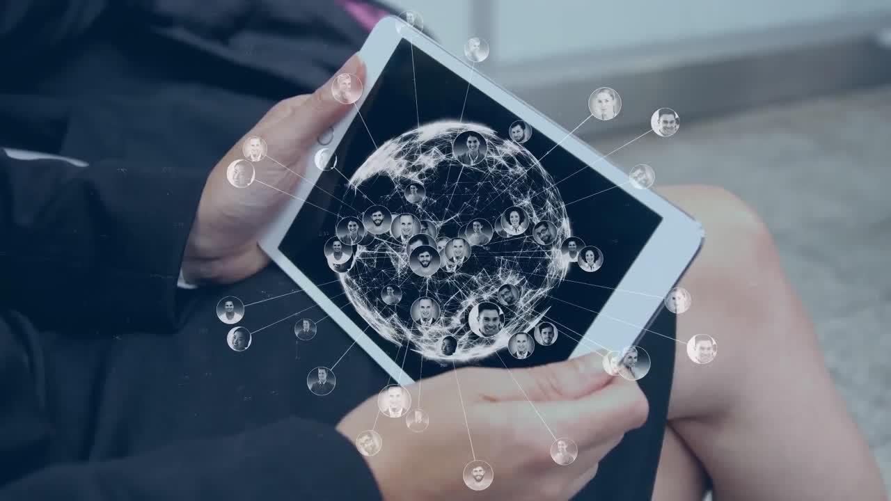 animación de personas en la red global de comunicación en la pantalla de la tableta, realizada por una mujer de negocios