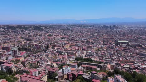 tiro de drone de nápoles, italia