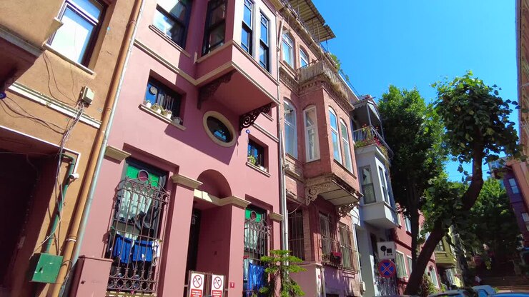 Edifici storici colorati a Istanbul