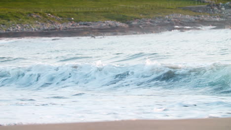wave coming in to beach in slowmotion 300fps
