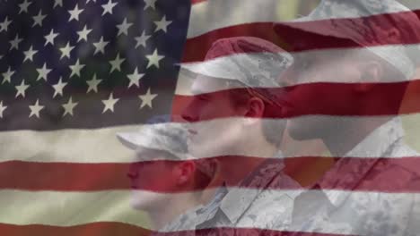 Animation-Der-Flagge-Amerikas-über-Verschiedenen-Soldaten,-Die-In-Aufmerksamkeitsposition-Stehen