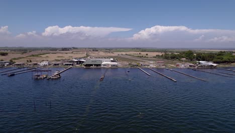 Hermoso-Camping-Cerca-Del-Océano-Mediterráneo-En-Marsella