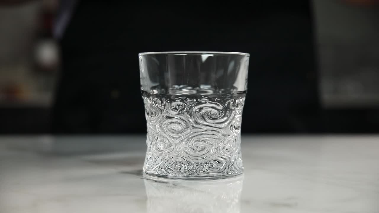 preparando una bebida de chocolate caliente