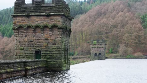 Views-of-the-famous-Howden-and-Derwent-stone-build-Dams,-used-in-the-filming-of-the-movie-Dam-Busters