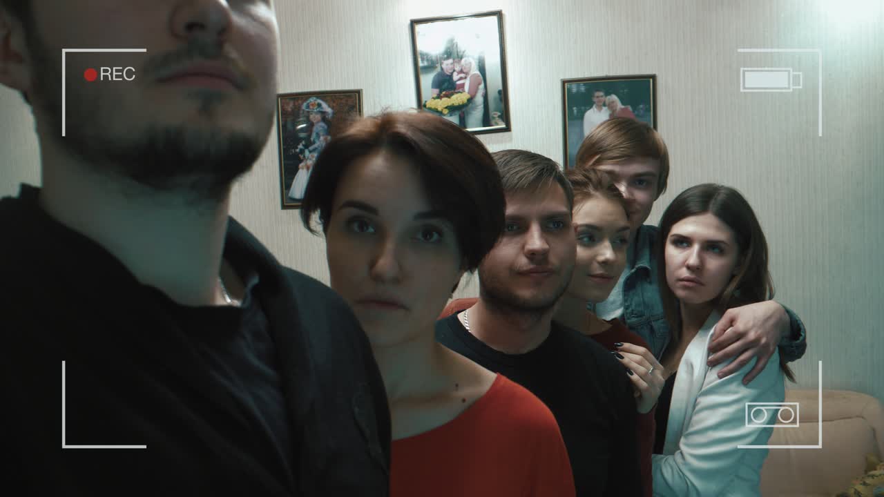 친구들의 그룹 사진