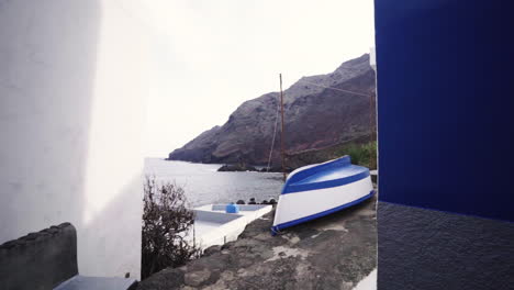 fuera del negocio de los barcos de pesca en la costa norte de tenerife españa