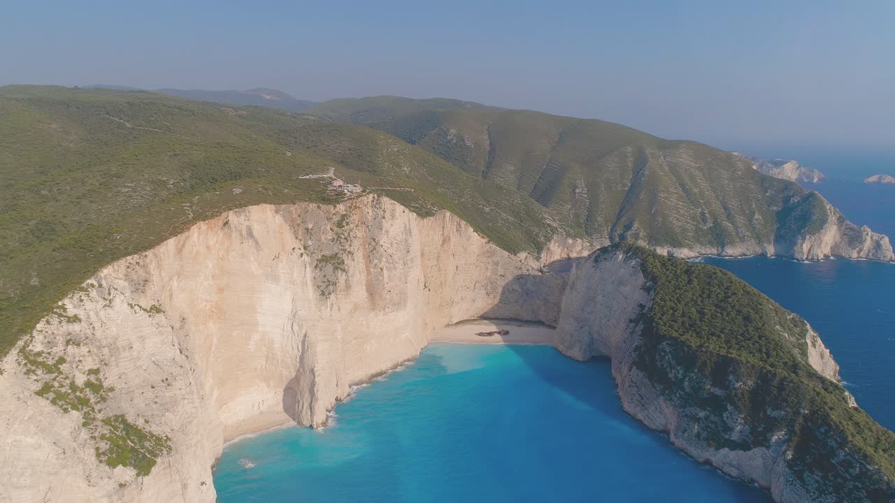 navagio playa griegas icónico naufragio