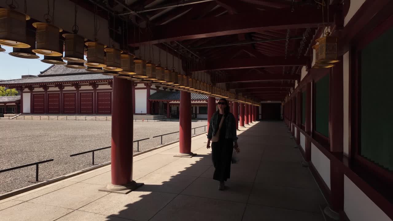 Shitennoji Osaka Japan shrine oldest buddhist temple complex interior courtyard
