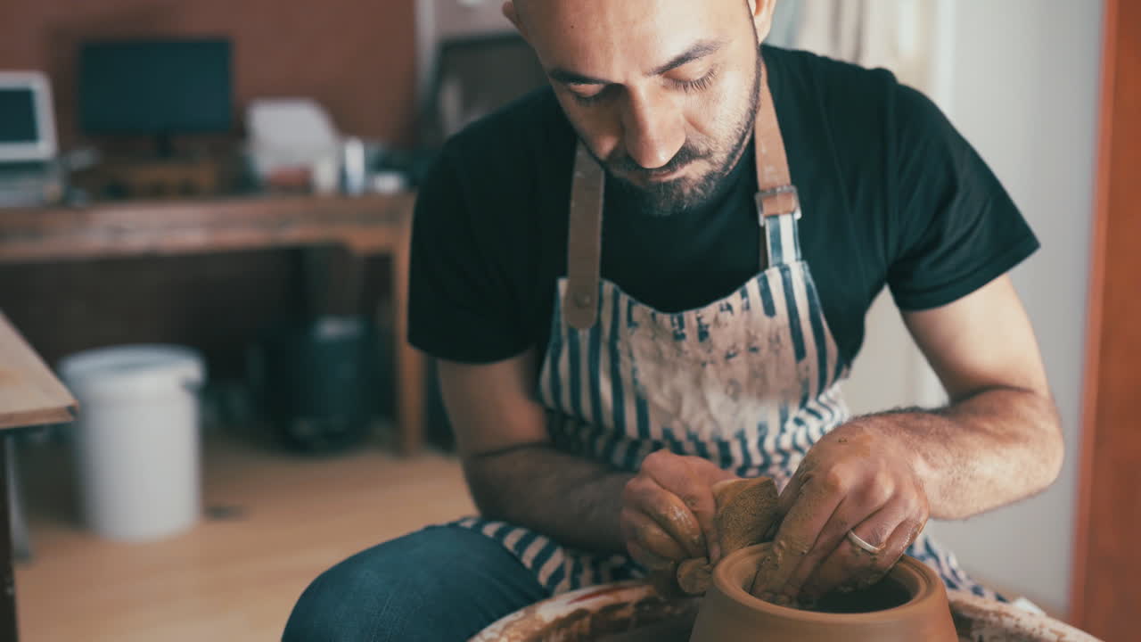 verlo trabajar es pura magia.