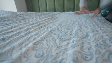 haciendo una cama