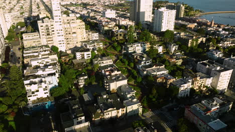 Aerial-View-Of-Lombard-Street-In-San-Francisco,-California,-USA