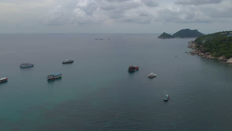 Volando-Sobre-El-Mar-Y-Los-Barcos