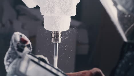 ice sculpting process with machine