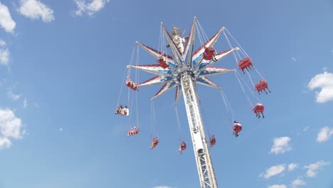 Parque-De-Atracciones-De-Coney-Island-En-Un-Día-Soleado-Durante-El-Verano