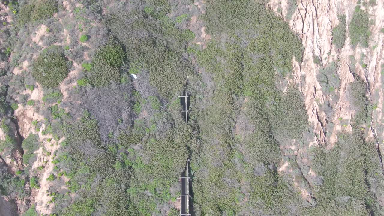 산으로 이어지는 역사적인 수로