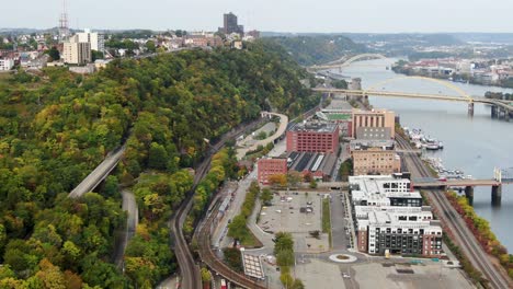 plaza de la estación en el lado sur de pittsburgh pennsylvania