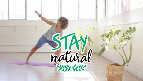 practicando yoga, mujer estirándose en la alfombra con la animación natural de la estancia sobre la escena