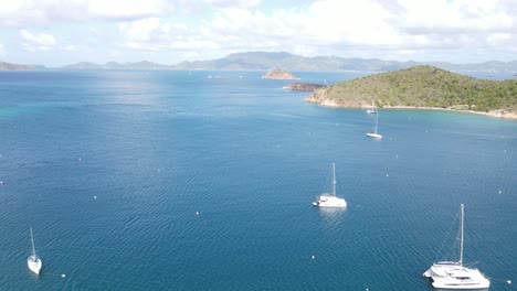 orbit and fast spin to the beautiful yachts in pirates bight, british virgin islands
