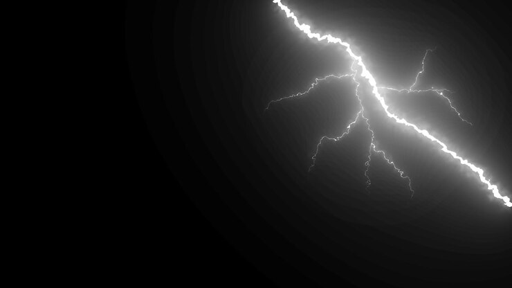 Effetto fulmine bianco dinamico su sfondo scuro