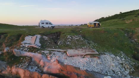 Diversión-Con-Drones-En-La-Playa-De-Albania