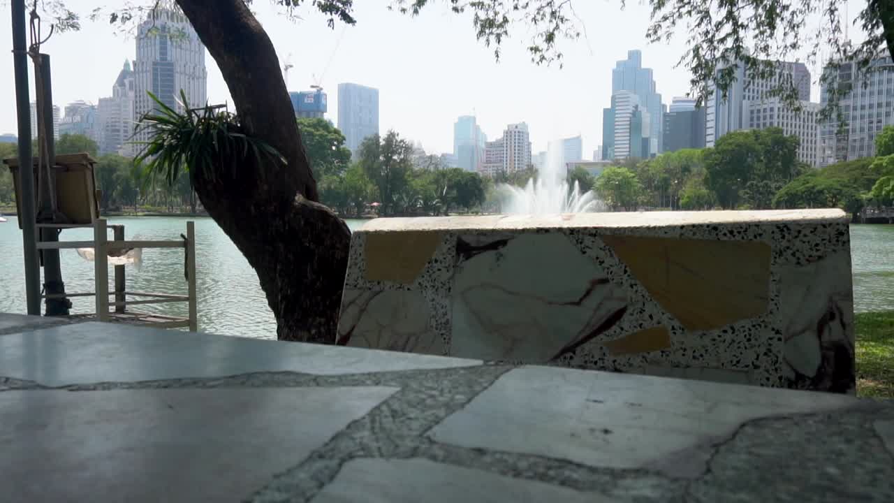 도심의 호수, 방콕