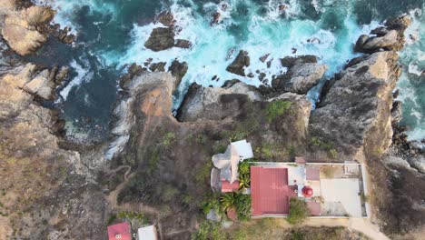 Zenith-view-at-lighthouse-above-crag