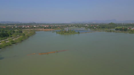 Vista-Aérea-Viajando-En-Ninh-Binh-Vietnam,-Drone-Natural-4k,-Sudeste-Asiático