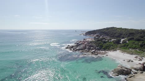 Suicide-Beach-In-Der-Nähe-Einer-Felsigen-Landzunge-An-Der-Ostküste-Von-Tasmanien-In-Australien