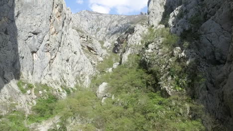 Aerial-panoramic-view-of-scenic-Samarske-Stijene-mountains-at-Mrkopalj,-Croatia