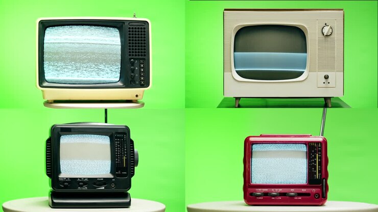 Televisores vintage en pantalla verde