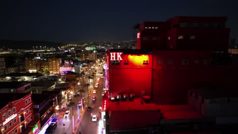 El-Centro-De-Tijuana-Volando-Cerca-Del-Club-De-Caballeros-De-Hong-Kong.