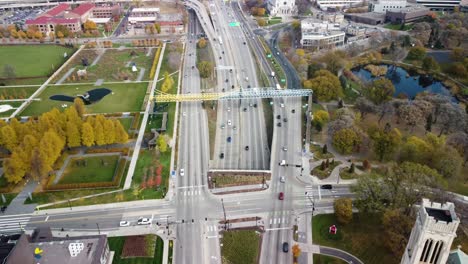 drone overhead shot of the i94 freeway in minneapolis minnesota in between loring park and sculpture garden