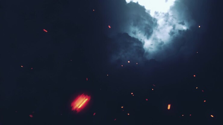 Cielo tempestoso con scintille volanti