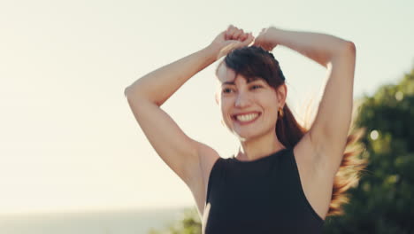 Runner-woman,-beach-and-jump-for-celebration