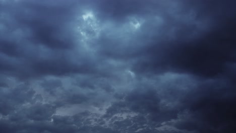 thunderstorm-timelapse,-blue-sky-with-moving-cumulonimbus-clouds