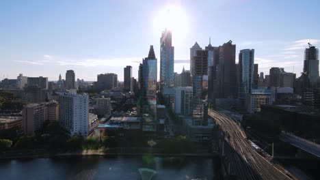 Excelente-Vista-Aérea-De-Rascacielos-En-Filadelfia,-Pennsylvania