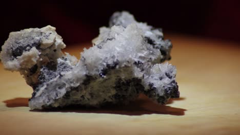 primer plano de macro de cristal de esfalerita