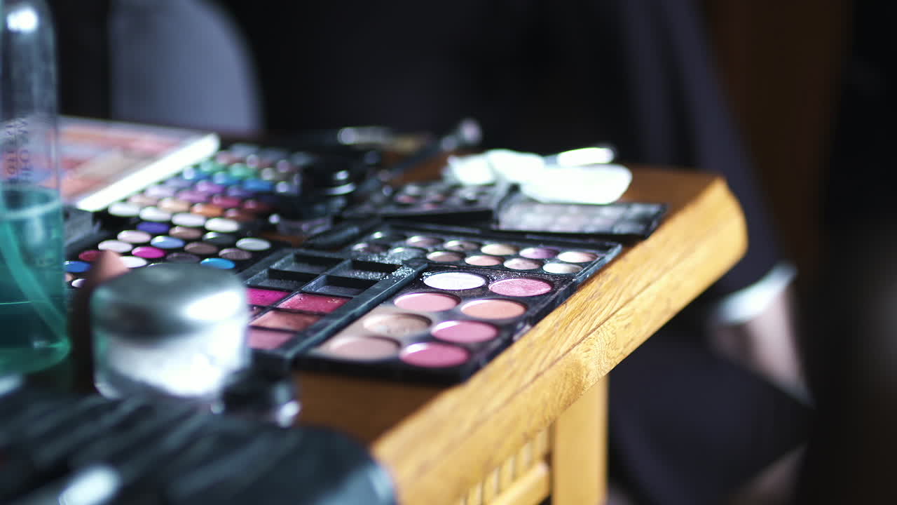 Makeup Artist Workstation