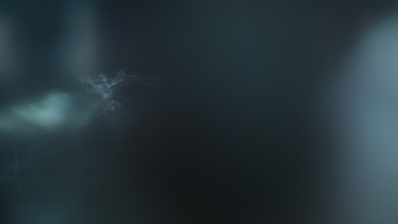 los cirujanos operan. el anestesista da la máscara antes de la operación.